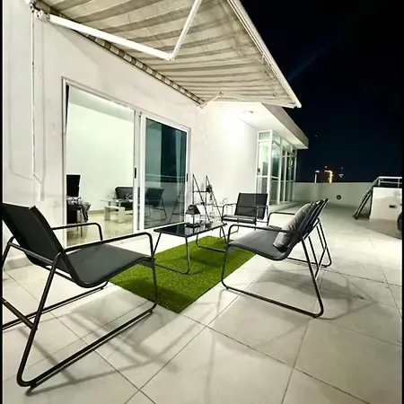 3 Bedroom Dream Terrace Apartment *